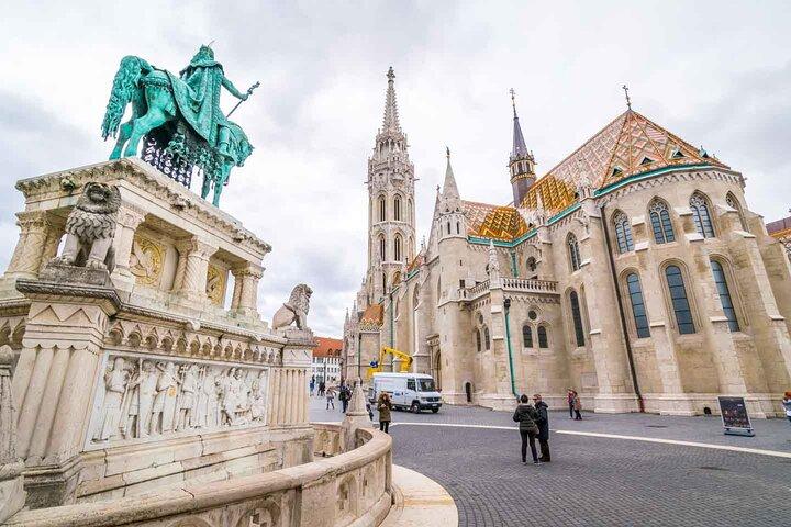 4-Day Private Historic Tour of Budapest with Accommodation