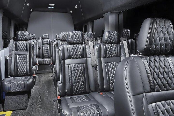 Private Departure Transfer: Niagara Falls, New York to Buffalo Niagara International Airport