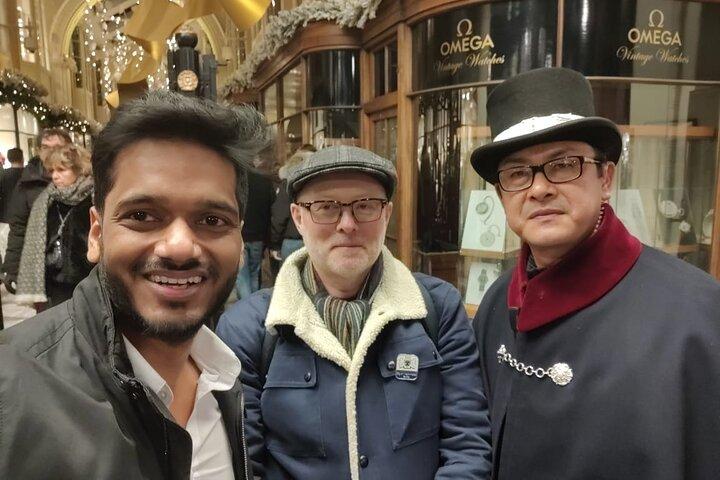 London Christmas Lights Guided Walking Tour