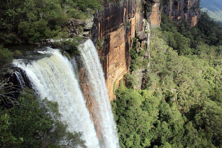 Southern Highlands Private Tour with Wine, Waterfall and Garden