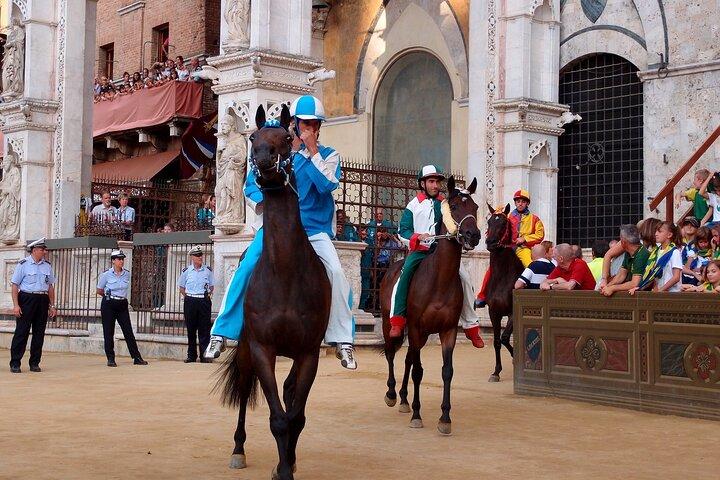PRIVATE Day-Trip Siena, San Gimignano and Chianti from Florence