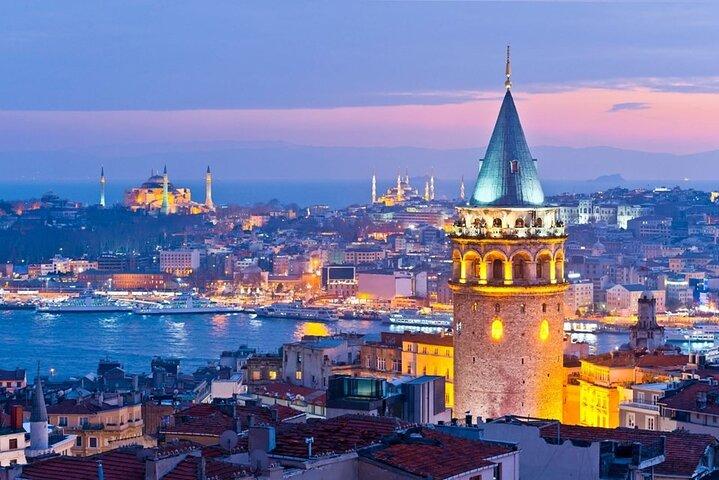 Small Group: Spice Bazaar&Cruising on Bosphorus