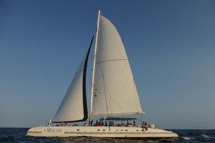 Jazz and Chill Out Sailing in Barcelona