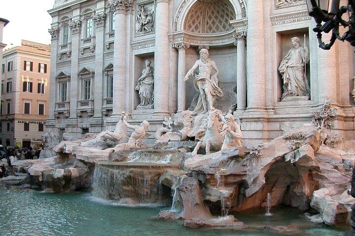 Colosseum, Vatican Museums, Fountains and Squares Private Tour
