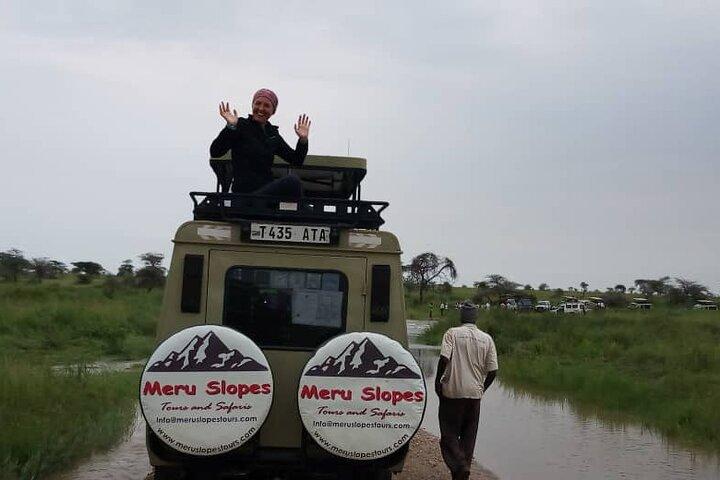 6 Days Tanzania join group Budget Camping Safari