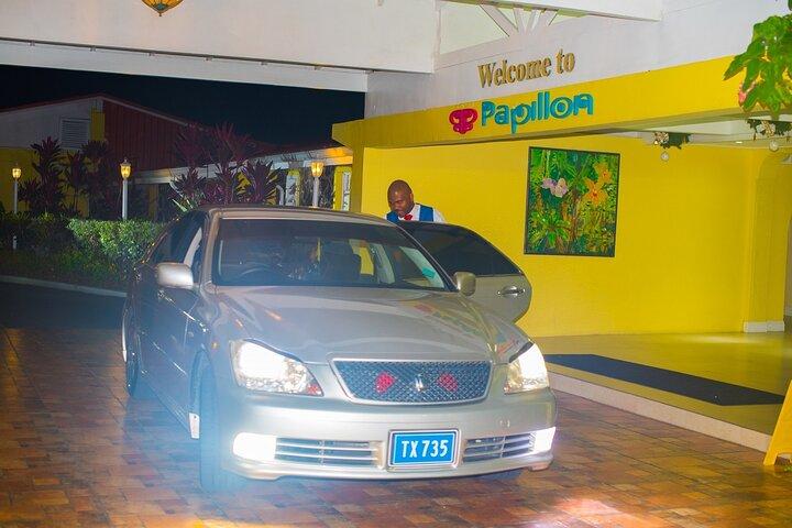 Return Transfer from Hotel to Hewanorra Airport (UVF) - One Way