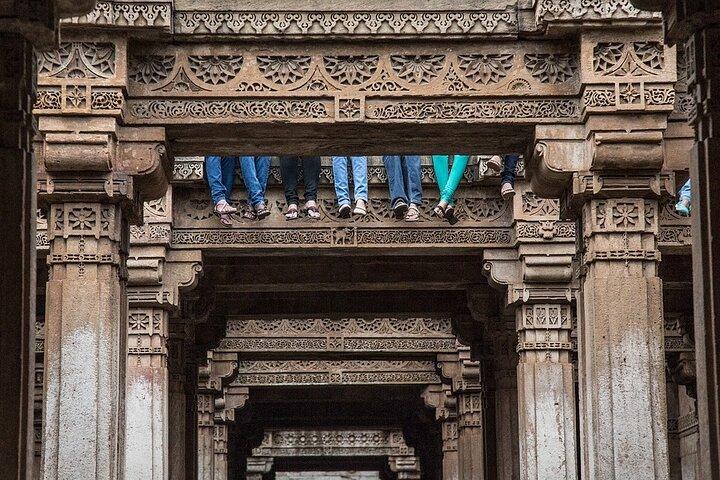 Explore Ahmedabad Spiritual Sites - A Private Tour with Akshardham Temple& Lunch