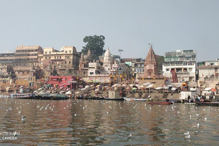 Varanasi Tour: Boat Ride, Sarnath, Ghats, Old City Walk & Aarti