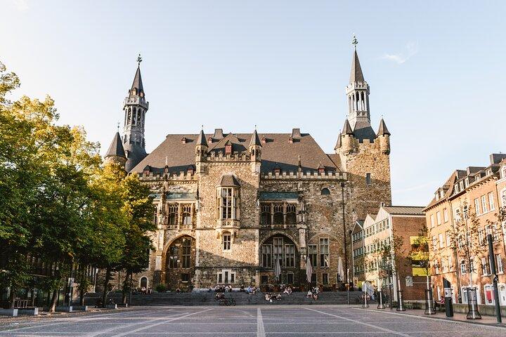 Aachen old town tour - GERMAN (public)