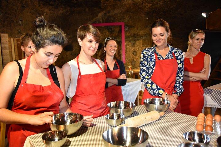 Austrian Apple Strudel Cooking Class including Lunch in Salzburg