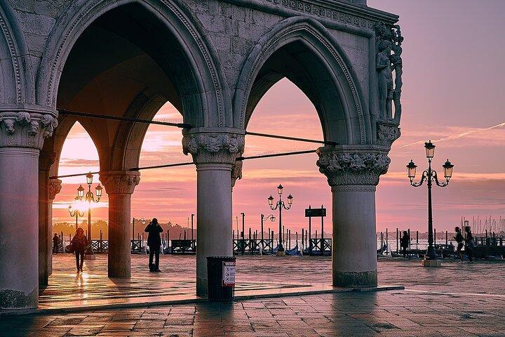 Venice Sightseeing Walking Tour for Kids and Families