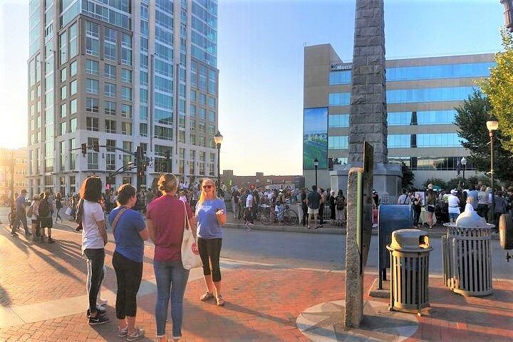 Downtown Asheville Tip-Based Sightseeing Walking Tour