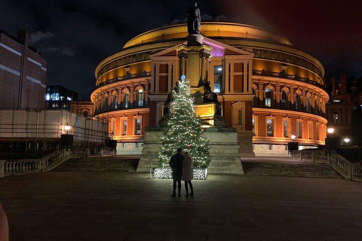 London Bespoke Black Cab Christmas Lights & Sights Private Tour