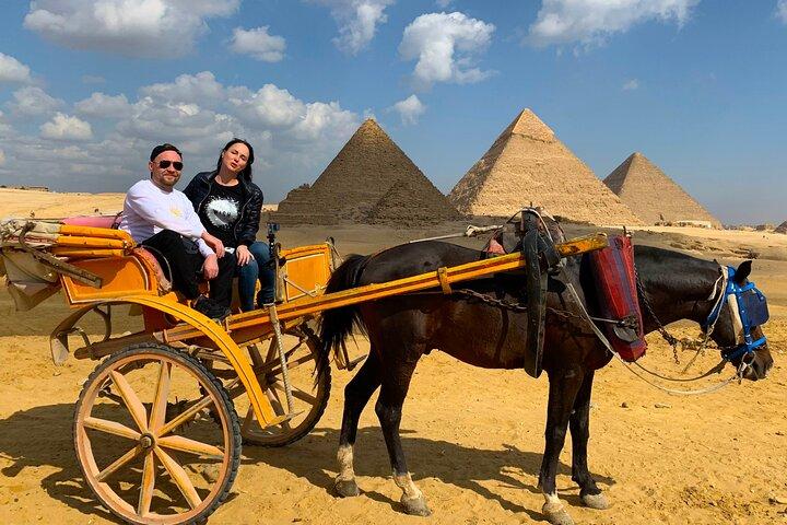 Giza Pyramids Private Half-Day Tour by Horse Carriage