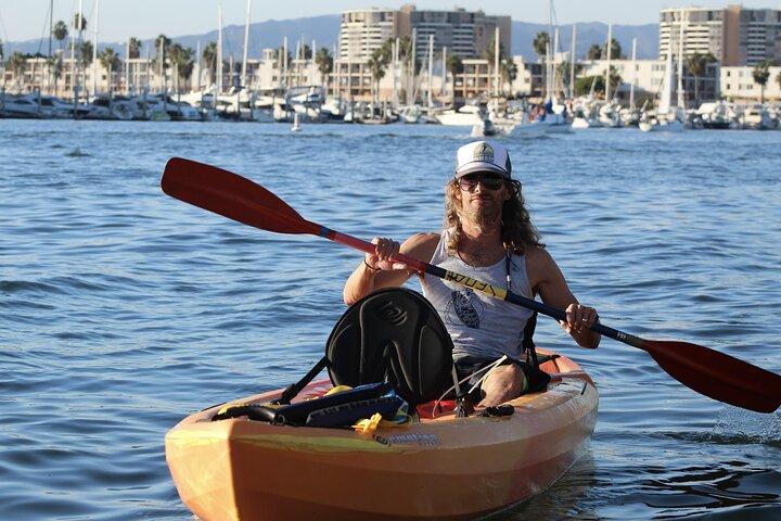 2-Hour Kayak or Paddleboard with Sea Lions in Marina del Rey