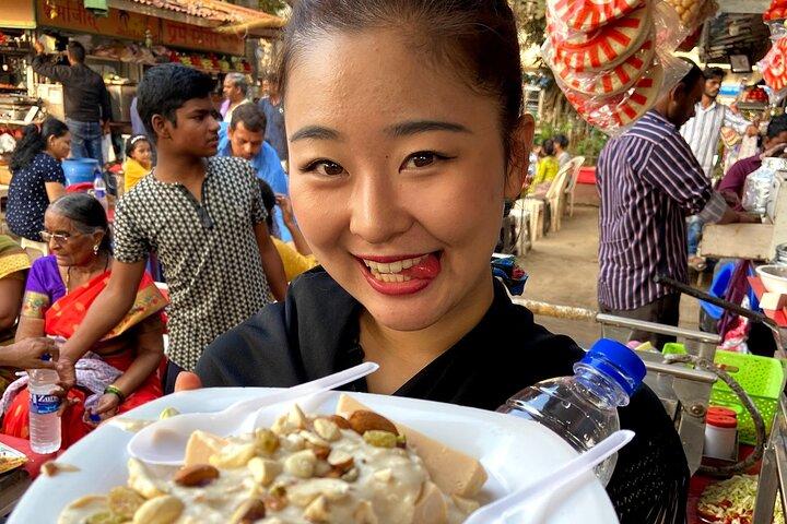 Private 4-Hour Tour of Mumbai’s Tastiest Local Foods