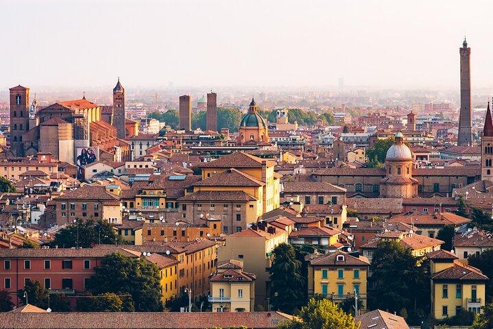 Bologna City & Europe Oldest University Private Guided Tour