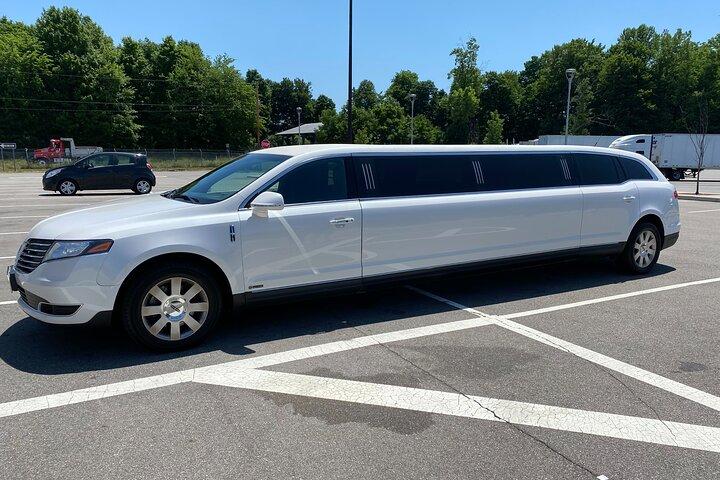 Newark (EWR) Airport Stretch Limo Service To NYC