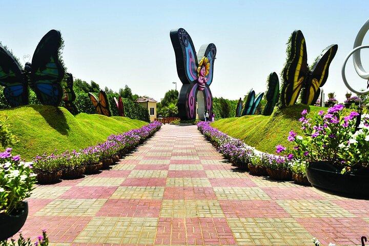 Dubai Butterfly Garden with One-Way Transfer from Dubai