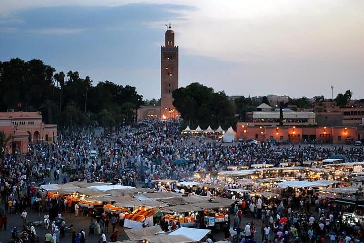"Exclusive Departures: Marrakesh Hotels to Menara Airport"