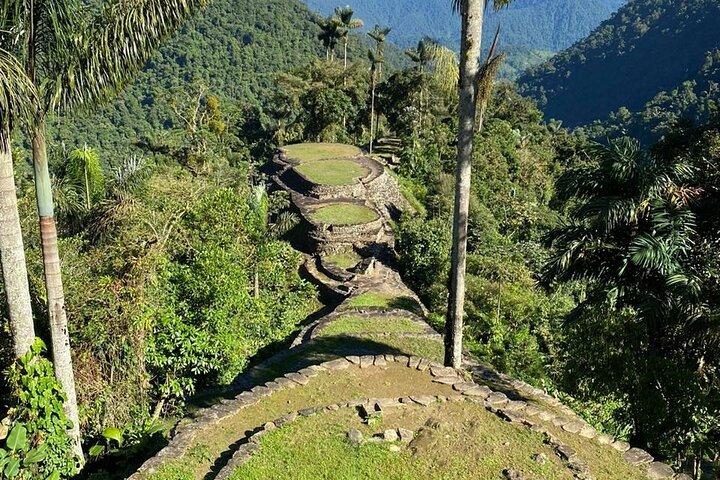 4-Day Walking Tour to Lost City of Sierra Nevada