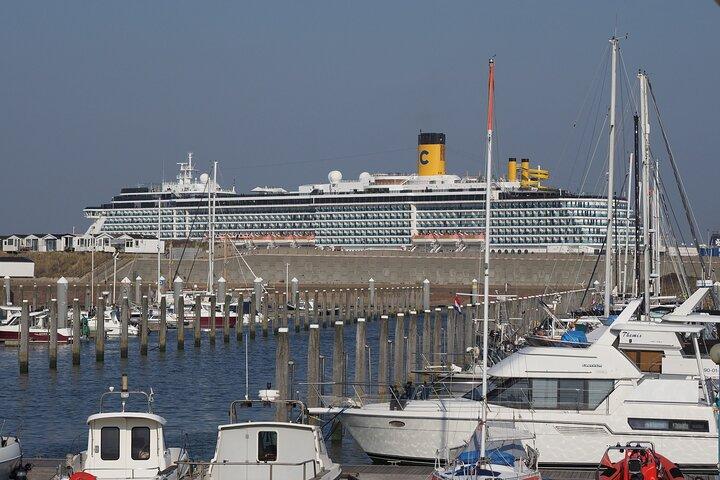 Amsterdam to IJmuiden Private Transfer