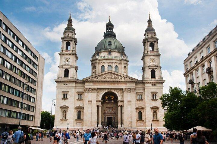 Comprehensive sightseeing tour