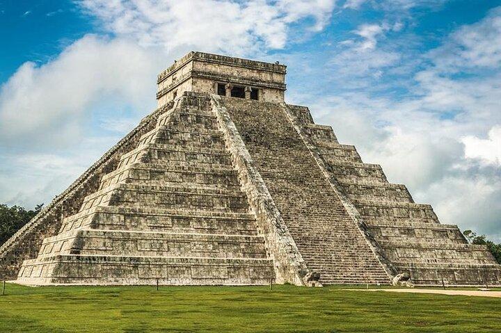 Chichen Itza Deluxe Tour! Cenote Suytun & Ikkil with Valladolid