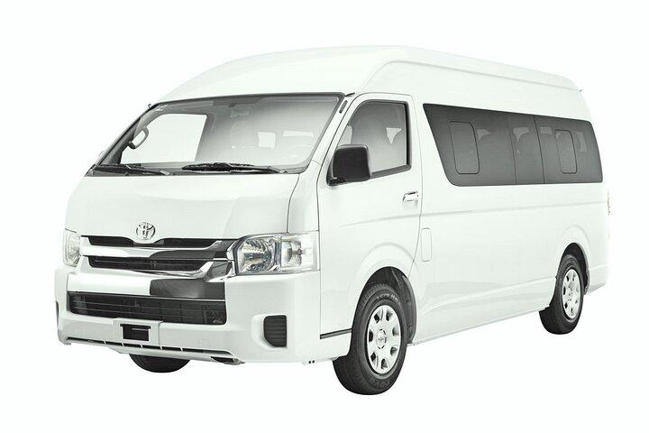 Private Round Trip Transfer from Airport to Cancun