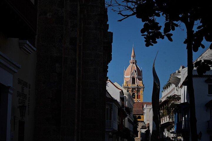 Private Walking Tour in Walled City and Getsemani Cartagena