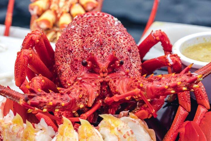 Tasmanian Seafood Gourmet Full-Day Cruise Including Lunch
