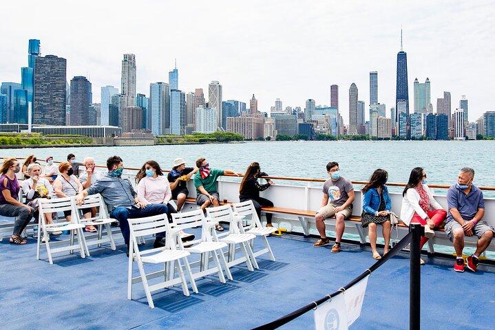 Chicago Lake and River Architecture Tour