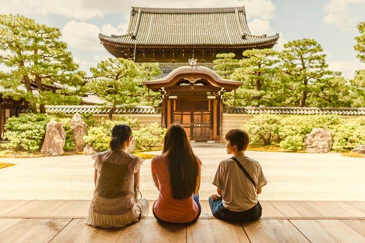 Kyoto Private & Personalized Half-Day Walking Tour with a Local