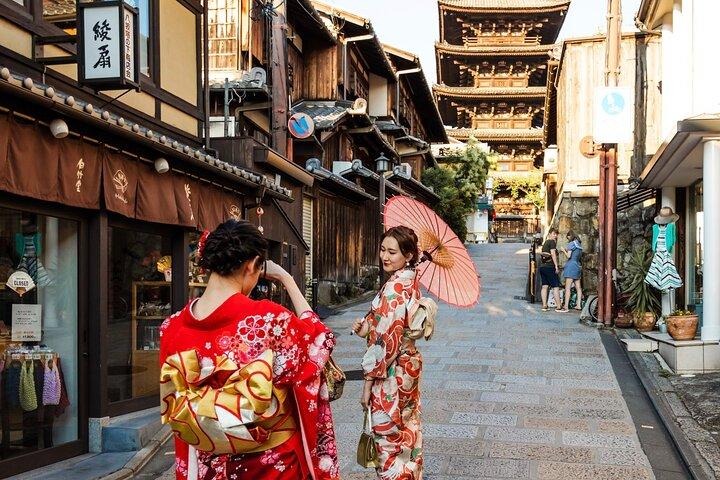 Kyoto Private & Personalized Full-Day Tour with a Local Guide