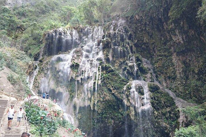 One day tour to the Tolantongo Caves