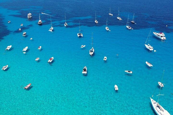 Boat Tour Egadi Day discover Favignana and Levanzo from Trapani