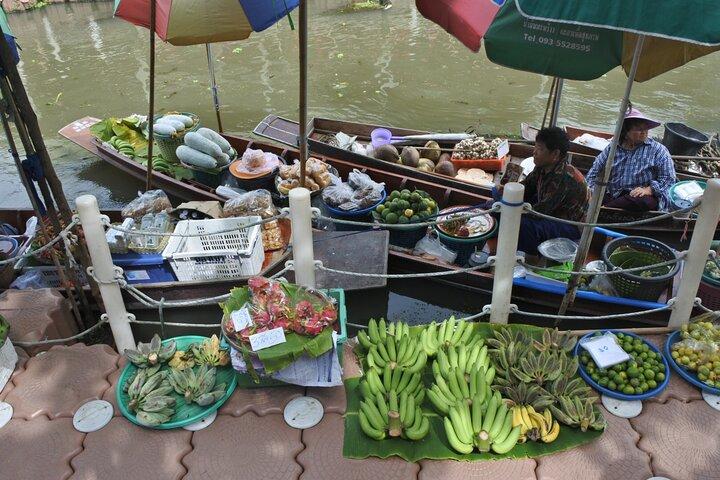 From Bangkok : Thaka Floating Market