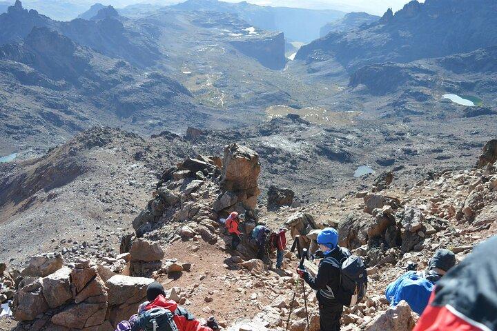 5 Days Mount Kenya climbing via Sirimon Route
