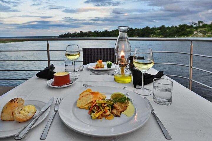 Victoria Falls 4-Course Dinner Cruise Experience on Zambezi River