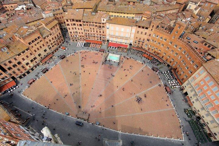 Private Siena and San Gimignano Tour with Wine Tasting From Rome