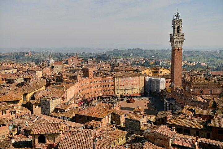 Private Siena and San Gimignano Tour with Wine Tasting From Rome