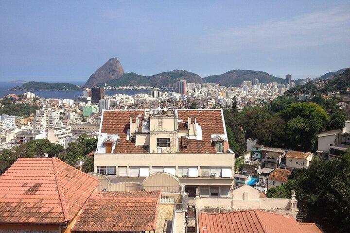 Walking tour of the bohemian neighborhoods of Santa Teresa and Lapa