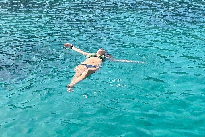 South coast and Paradise beach cruise