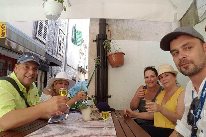 Sibenik Private Combined Food & Drink and Historical Tour