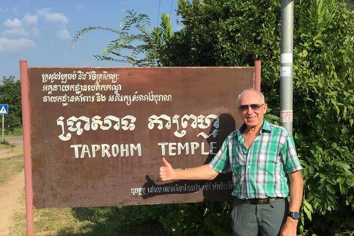 Sun Set in Angkor Wat, explore Bayon, Ta Prohm & Street Food