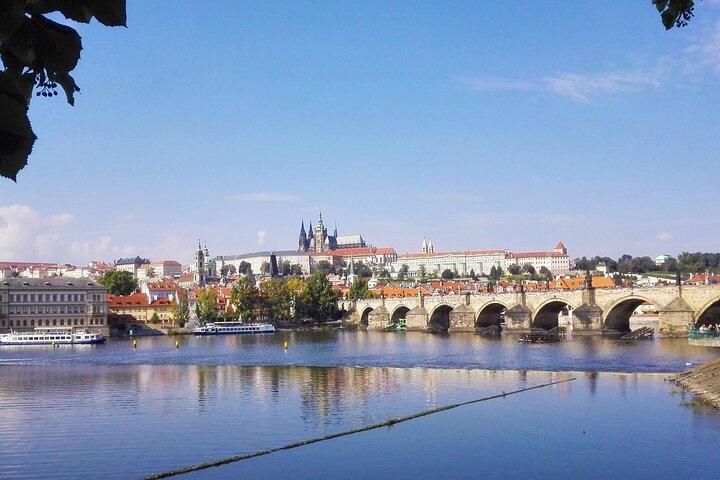 Prague Old Town Tour with a Classical Concert