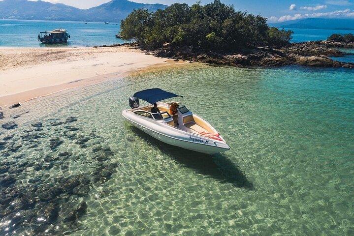 Angra dos Reis with Speedboat Tour - From Rio de Janeiro