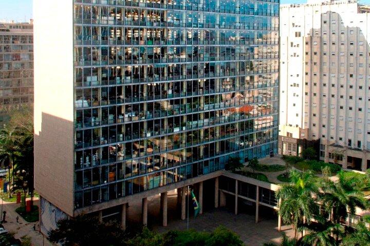 Half-Day Architecture Walking Tour in Rio