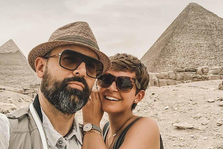 Cairo Best Day Tour To Giza Pyramids & Islamic Cairo in Cairo
