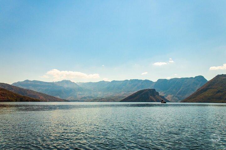 Sink Canyon and Chiapa de Corzo Tour